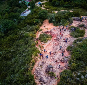 Lee más sobre el artículo Travesía Tres Cerros